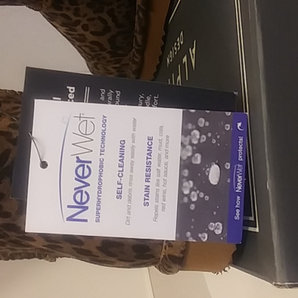 NWT Emme Boot - Picture 10 of 11
